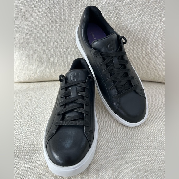 Cole Haan Shoes - Cole Haan Woman's Size 7B GC Black Leather Sneakers Classic Lace Up NWOT